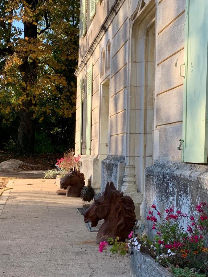 Rosey Chateau Du Mauny, Gites Et Chambres D'Hotes En Bourgogne מראה חיצוני תמונה