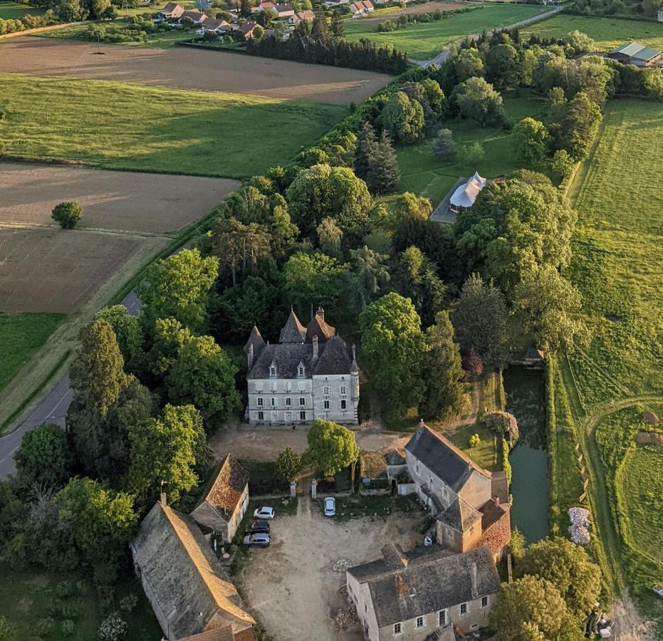 Rosey Chateau Du Mauny, Gites Et Chambres D'Hotes En Bourgogne מראה חיצוני תמונה